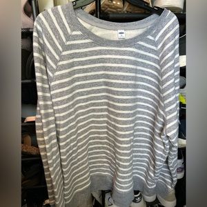 Old Navy crewneck - XXL